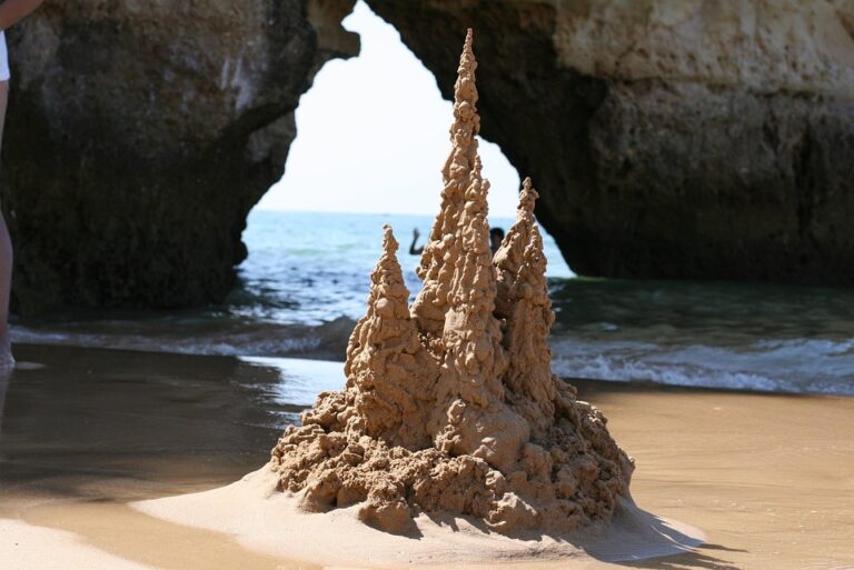 Hotels in Spain, Italy, France, Greece, and Portugal nearly full — common mistakes middle-class tourists should avoid – VegOut