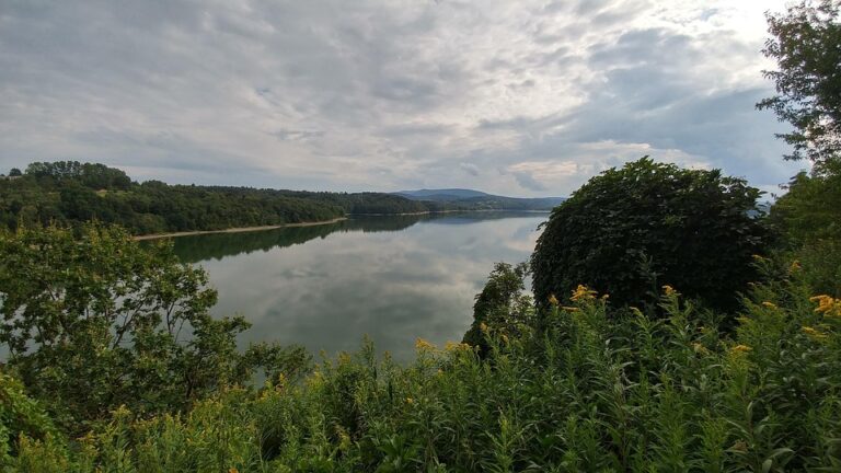 Ukraine War Shows No Sign of Ending Soon, Warns Former Polish President