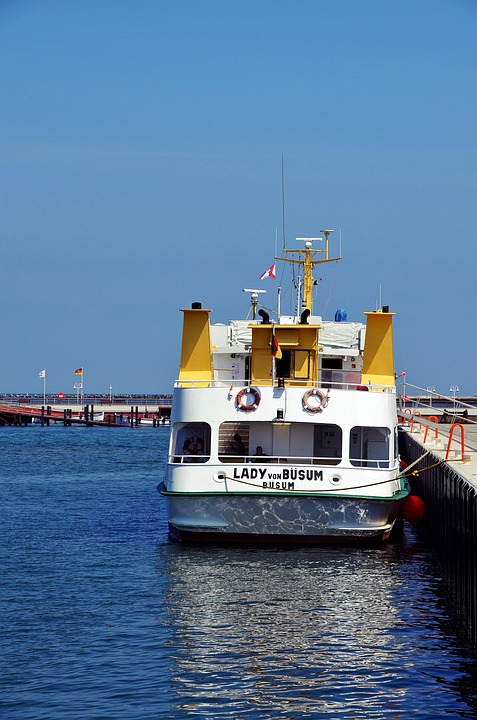 European Commission Calls on North Macedonia to Officially Recognize Minorities in Its Constitution