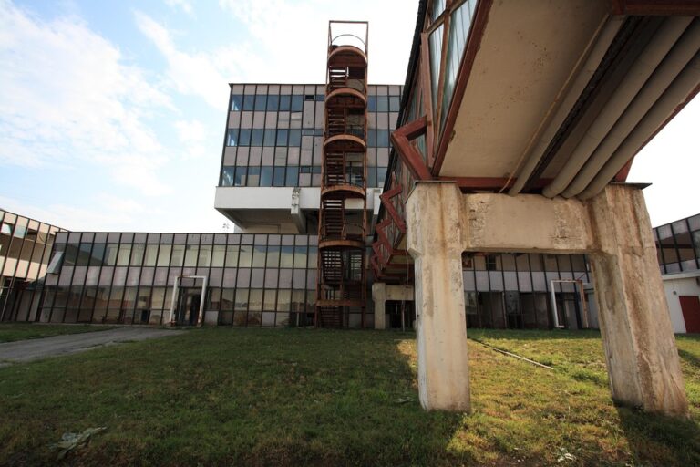 Inside Bosnia & Herzegovina: November 2025 Update on Migrant Mobility