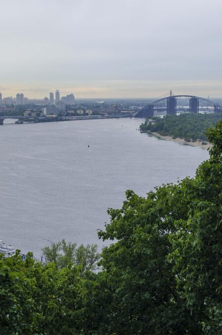 Russia Boosts Troops in Ukraine with Cash Bonuses, Prisoner Releases, and Foreign Recruitments