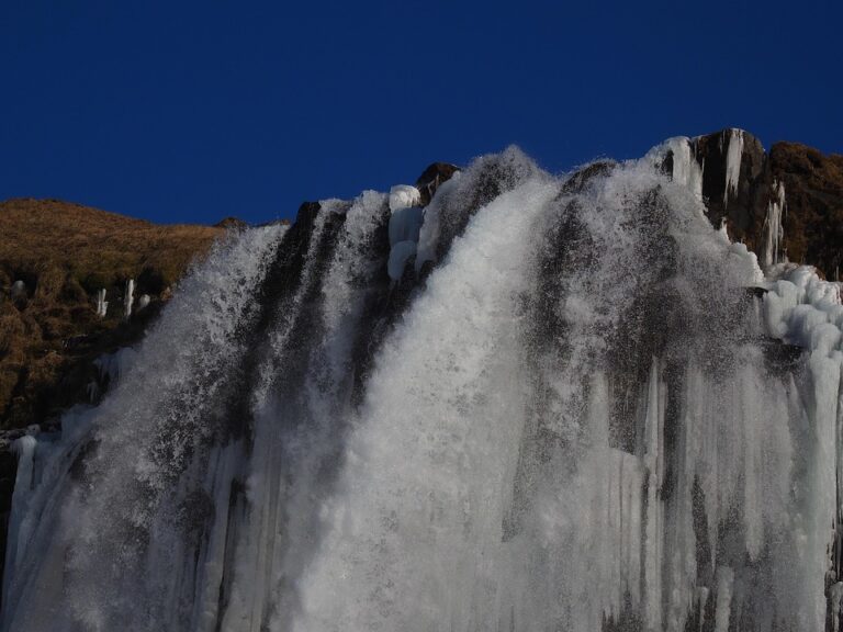 Calls Intensify for Government to Rethink Iceland’s Tourism Marketing Strategy