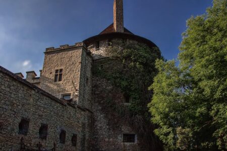 Key Takeaways: U.S. Edges Past Swayman’s Rocky Start, Slovakia Triumphs Despite Defeat