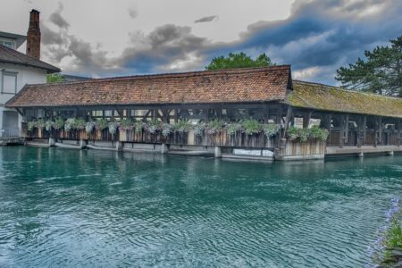 Switzerland temporarily closes Tehran embassy representing US interests – Türkiye Today