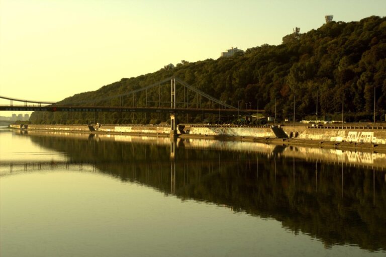 Deadly Russian Strike Hits Kyiv Region: 4 Killed, 15 Injured as Peace Talks Stall