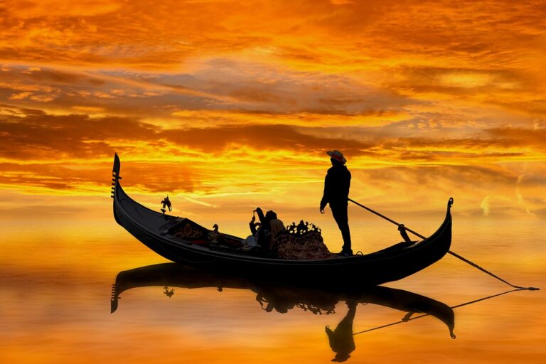 Join the Unforgettable Passio Tour with Journeys Unlimited ¤