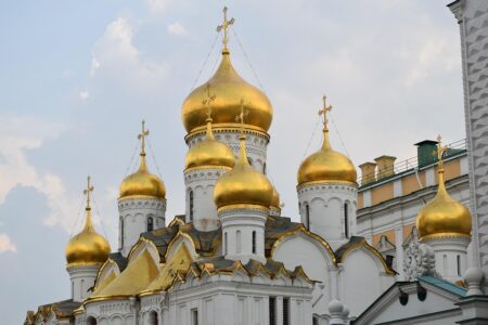 Ukraine Proposes Black Sea Truce Amid Growing Food Supply Concerns ¤