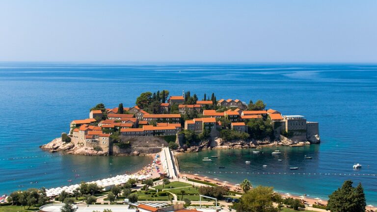 The rest of 2026 crucial for enlargement, Montenegro-Iceland “package” possible – European Western Balkans ¤